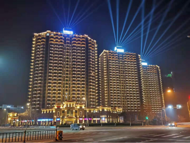 威海市(shi)華瀚大(da)湖公(gong)館樓體(ti)及週邊(bian)景(jing)觀(guan)亮化工程